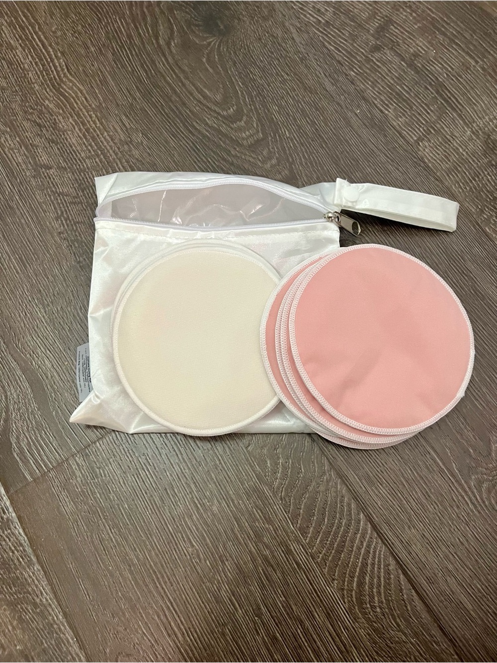 Momcozy reusable nursing pads
